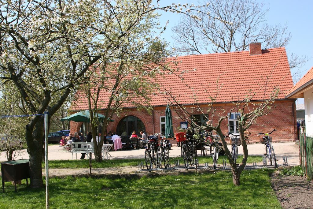 Apartment im Kranich Hotel Hessenburg Exterior foto